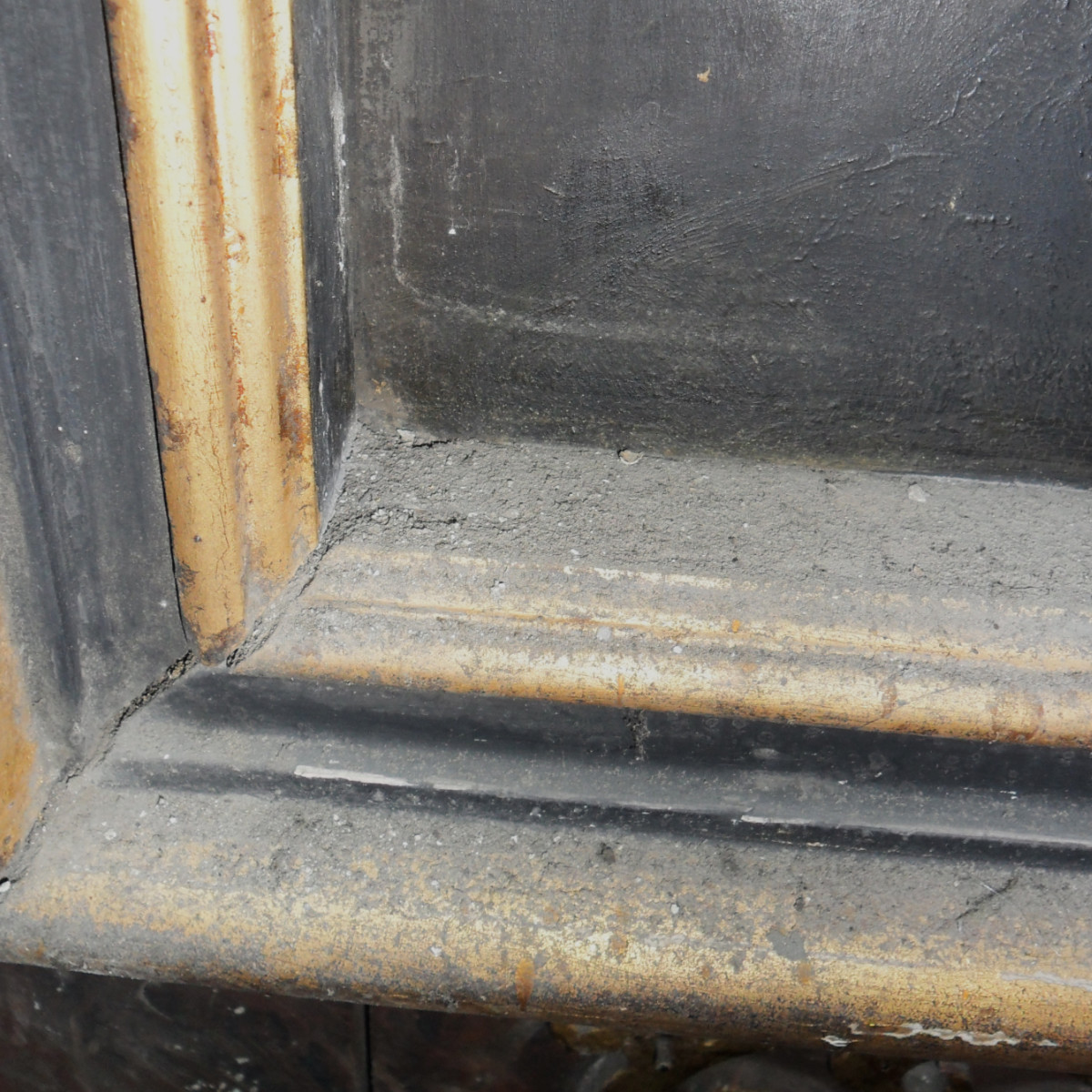 Verschmutzung auf Rahmenprofil